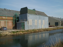 P20093170043	Canalside industrial buildings in Thatcham.