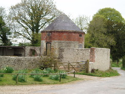 P20105110064	The old cock-fighting building in Minterne Parva.