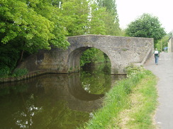 P20105200124	The River Avon heading west out of Bath.