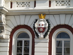 P20106300025	Detailing on the South Western Hotel.