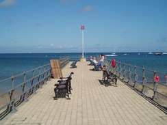 P20107210223	Swanage pier.