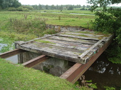 P20109130108	An old bridge over a tributary of the Avon.