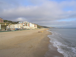 P2010B290981	Looking east from Boscombe Pier.