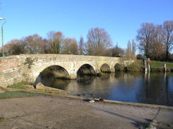 P2010C091027	Iford Bridge.