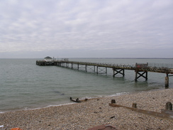P20111242198	Totland Pier.
