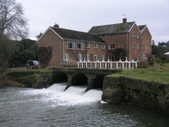 P20112012482	Durweston mill.