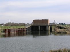 P201120113143193	The outfall of Soham Lode into the Great Ouse.