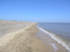 P20114084579	Heading south along the beach towards Dunwich.