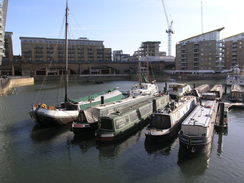 P20115025308	Boats in the Limehouse Basin.