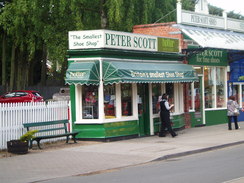 P20115160233	The smallest shoe shop in Britain.