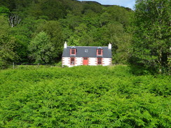 P2011DSC00254	Cailness cottage.