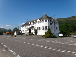 P2011DSC00495	Bridge of Orchy hotel.