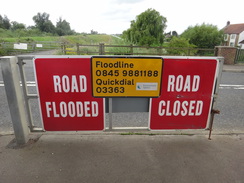 P2011DSC01798	Flood warning barriers.