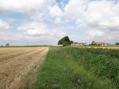 P2011DSC01865	Following the path south from Dunkirk Bridge.