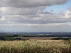 P2011DSC02838	Looking west over the plains from near Tealby.