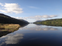 P2011DSC03634	Loch Oich to the south of Aberchalder.