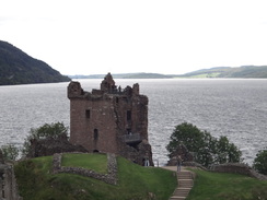 P2011DSC03958	Urquhart Castle.