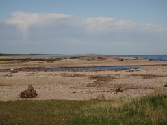 P2011DSC04394	The mouth of the River Spey in Tugnet.