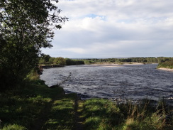 P2011DSC04423	The River Spey.