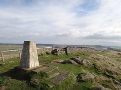 P2011DSC05481	Windshields Crags trig pillar.