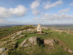 P2011DSC05490	Windshields Crags trig pillar.