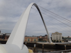 P2011DSC05964	The Gateshead Millenium Bridge.