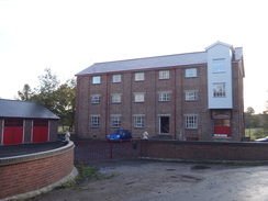 P2011DSC06476	A maltings in Wainford.