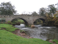 P2011DSC06675	The bridge over the Dove in Lower Ellastone.