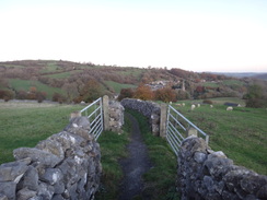 P2011DSC06818	The path between Upper Town and Bonsall.