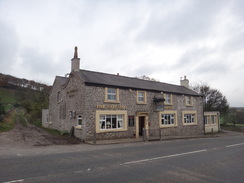 P2011DSC07047	The Waterloo Inn beside the A6.