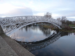 P2012DSC08596	A footbridge over the Great Ouse in Godmanchester.