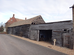 P2012DSC08639	A barn at Home Farm in Graveley.