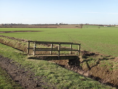 P2012DSC08891	The trail heading east from Warboys.