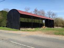 P2012DSC09358	A barn on the outskirts of Great Bradley.