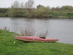 P2012DSC09546	A canoe by the Trent.