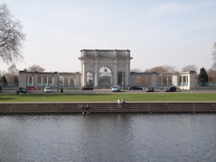 P2012DSC09644	Nottingham War Memorial.