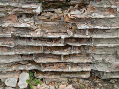 P2012DSC09986	An eroded wall at Hill Farm.