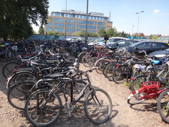 P2012DSC01464	Bikes outside Cambridge railway station.