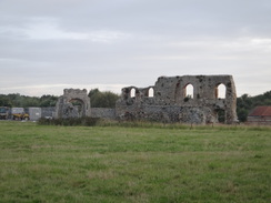 P2012DSC01953	Dunwich Priory.