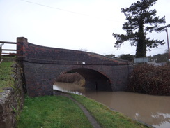 P2012DSC04376	Canal bridge 16.