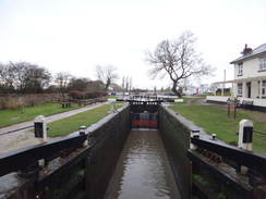 P2012DSC04386	Stenson Lock.