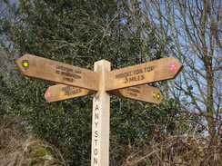 P2013DSC05229	A fingerpost at the junction with the Limestone Way.