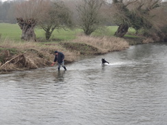 P2018DSC07900	A man in the river.