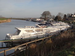 P2018DSC08547	Moored boats at Southery.