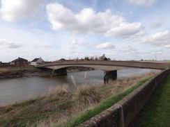 P2018DSC08659	Wiggenhall Bridge.