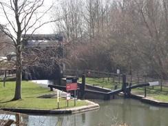 P2018DSC08733	Yarwell lock.