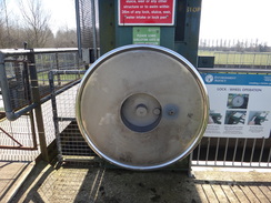 P2018DSC08773	Part of the mechanism of Warmington Lock.