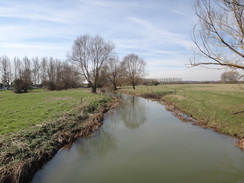 P2018DSC08777	A channel of the Nene to the north of Warmington.