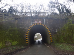 P2018DSC08967	The tunnel under the Grand Union Canal in Weedon Bec.