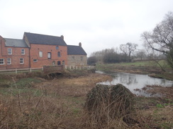 P2018DSC09025	Kislingbury mill.